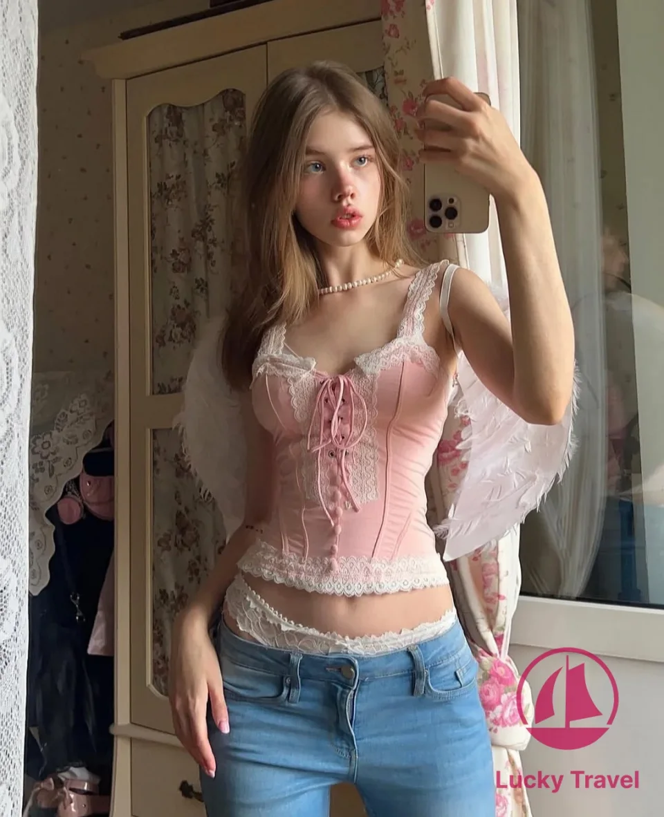 Галерея: проститутка Белла, фото 2, 20 лет, Москва, Беговой, стройная, шатенка, 171 см