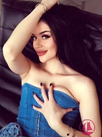 Галерея: проститутка Азиза, фото 7, 25 лет, Москва, Басманный, черные волосы, 169 см