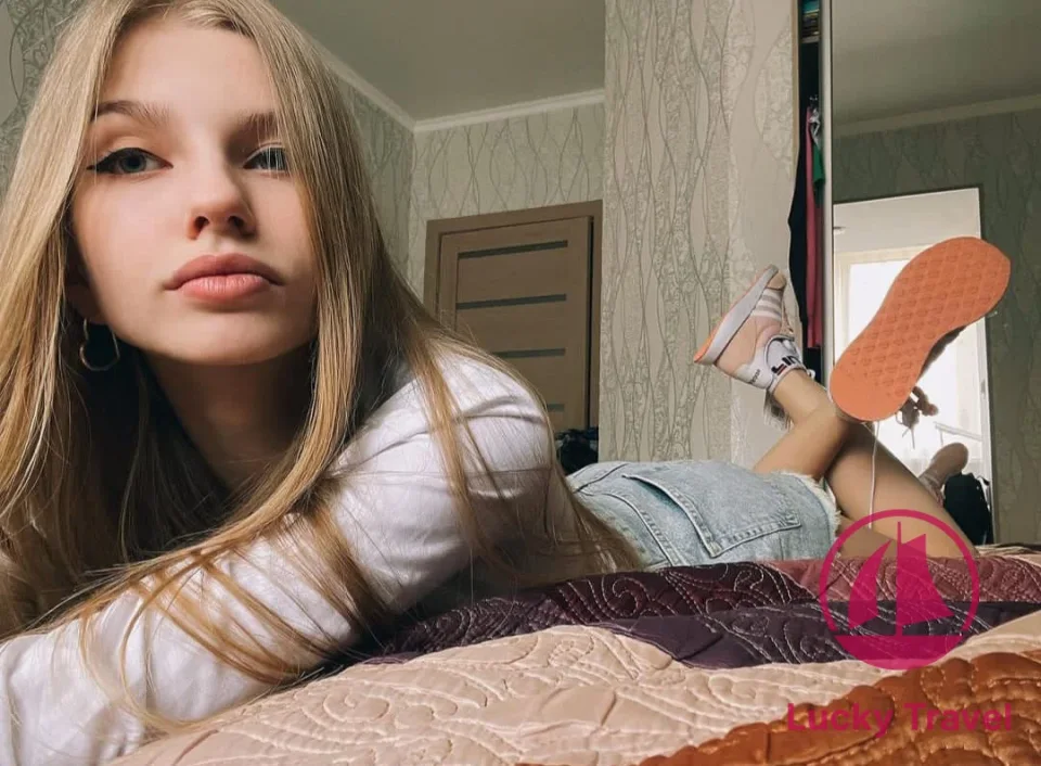 Галерея: проститутка Владислава, фото 3, 24 года, Москва, Соколиная Гора, среднее телосложение, блондинка, 170 см