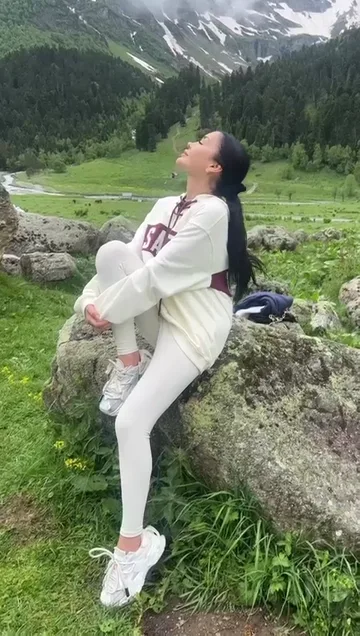 Постер видео анкеты Джози, видео 16
