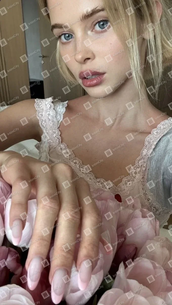 Галерея: проститутка Оксана, фото 3, 26 лет, Москва, Замоскворечье, блондинка, 178 см