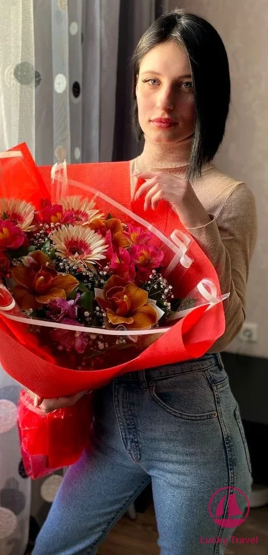 Галерея: проститутка Ксения, фото 3, 20 лет, Москва, Останкинский, черные волосы, 167 см