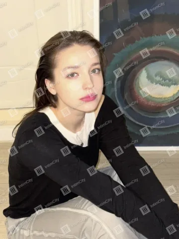 Галерея: проститутка Дарина, фото 3, 27 лет, Москва, Лианозово, стройная, черные волосы, 170 см