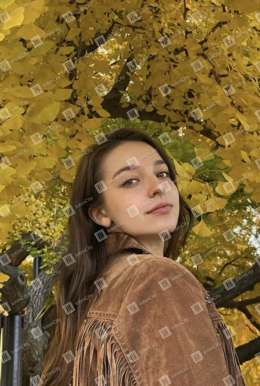 Галерея: проститутка Дарина, фото 7, 27 лет, Москва, Лианозово, стройная, черные волосы, 170 см