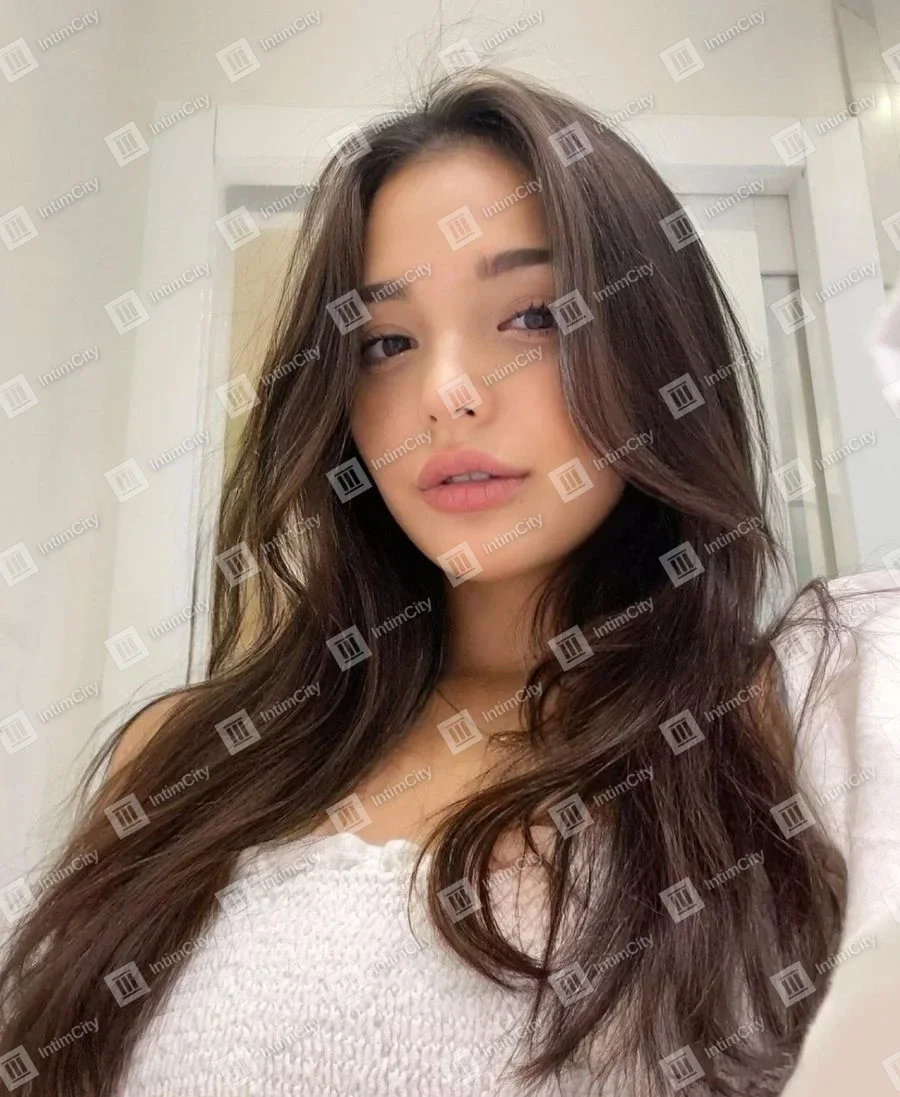 Проститутка Снежана на фото анкеты: 21 год, Москва, Марьина Роща, стройная, шатенка, 168 см, снимок 3