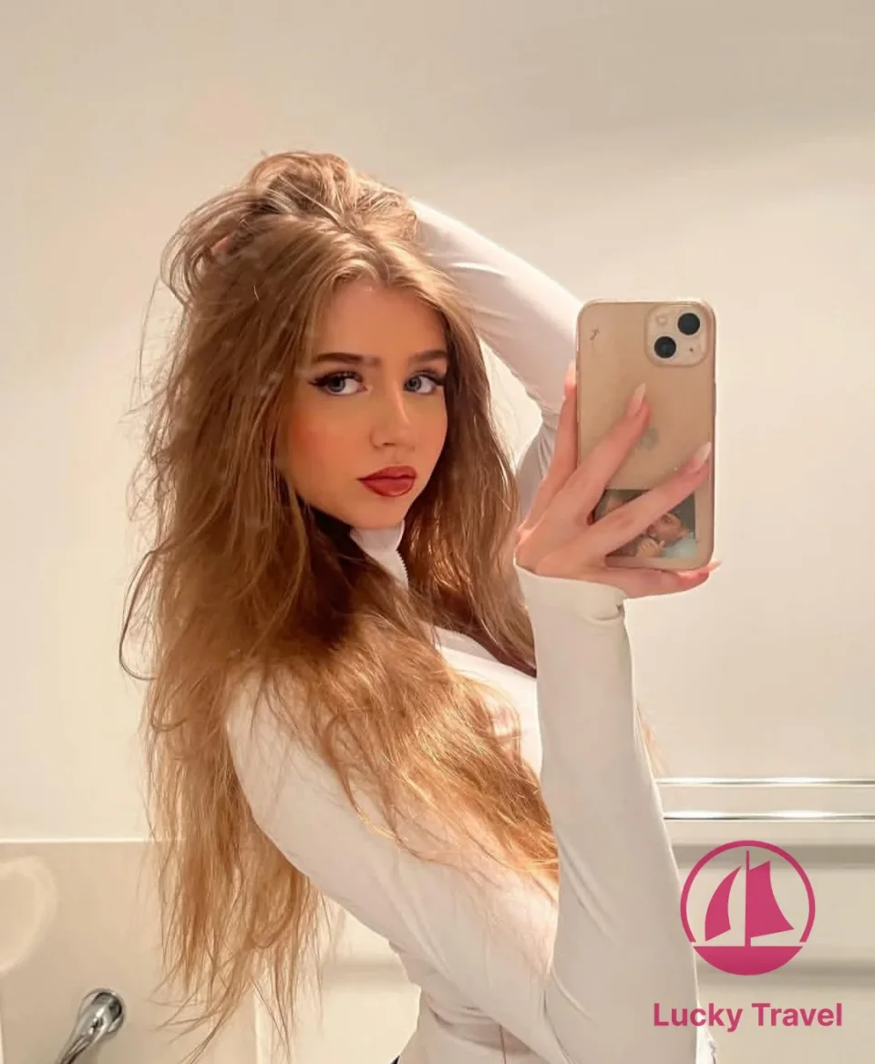 Снимок 3: проститутка Амина: 26 лет, Москва, Таганский, стройная, шатенка, 171 см
