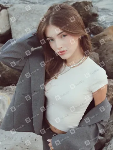 Галерея: проститутка Любовь, фото 3, 20 лет, Москва, Тверской, стройная, шатенка, 168 см