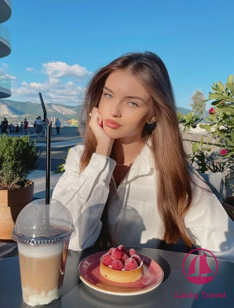 Проститутка Любовь на фото анкеты: 20 лет, Москва, Тверской, стройная, шатенка, 168 см, снимок 6