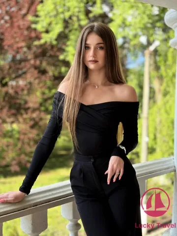 Галерея: проститутка Жанна, фото 6, 20 лет, Москва, Обручевский, стройная, шатенка, 170 см
