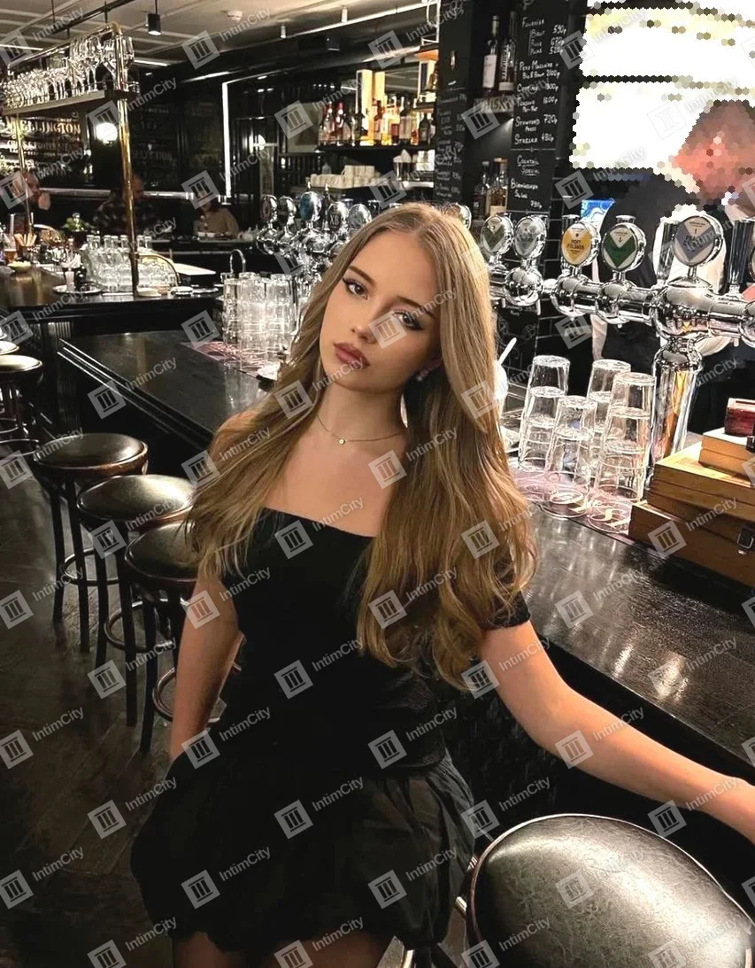 Галерея: проститутка Муза, фото 6, 20 лет, Москва, Строгино, стройная, блондинка, 168 см