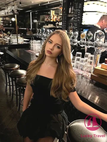 Галерея: проститутка Муза, фото 6, 20 лет, Москва, Строгино, стройная, блондинка, 168 см