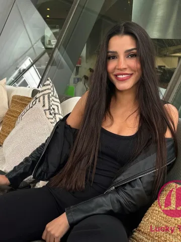Галерея: проститутка Моника, фото 7, 28 лет, Москва, Тропарёво-Никулино, стройная, шатенка, 178 см