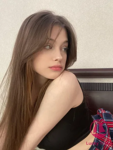 Снимок 2: проститутка Ива: 31 год, Москва, Академический, стройная, черные волосы, 165 см