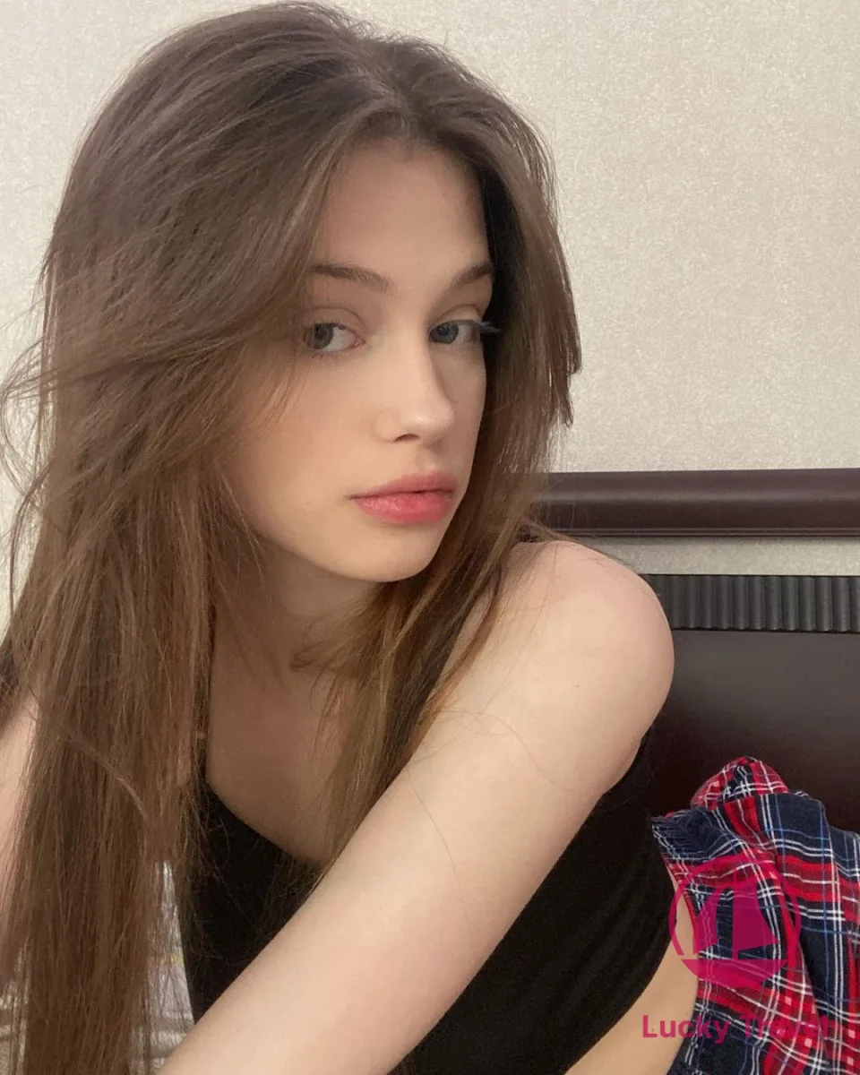 Снимок 4: проститутка Ива: 31 год, Москва, Академический, стройная, черные волосы, 165 см