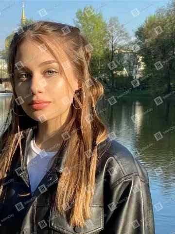 Галерея: проститутка Эмма, фото 1, 25 лет, Москва, Дмитровский, стройная, шатенка, 168 см